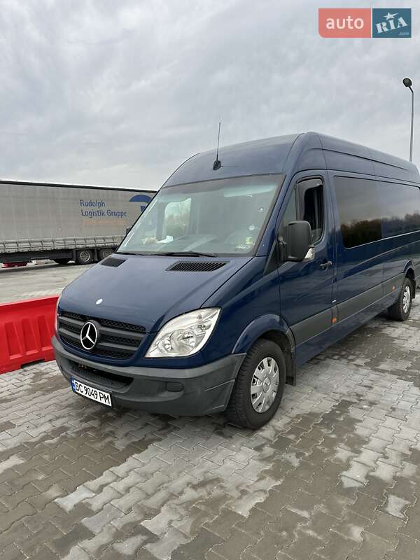 Вантажний фургон Mercedes-Benz Sprinter 2011 в Львові