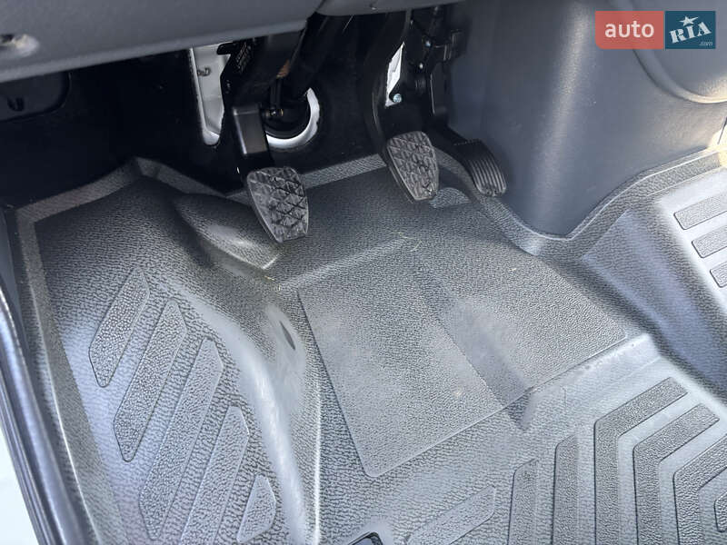 Вантажний фургон Mercedes-Benz Sprinter 2005 в Луцьку