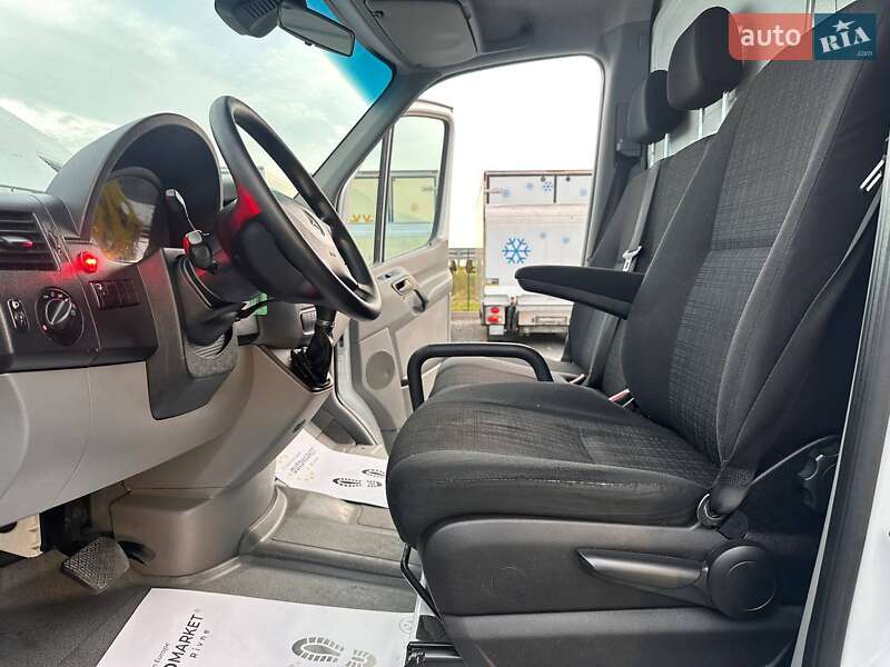 Грузовой фургон Mercedes-Benz Sprinter 2017 в Ровно