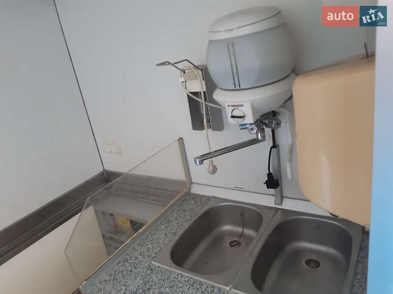 Другие грузовики Mercedes-Benz Sprinter 2001 в Николаеве