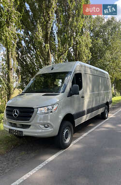 Грузовой фургон Mercedes-Benz Sprinter 2023 в Киеве