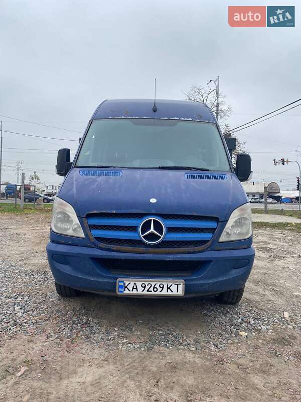 Грузопассажирский фургон Mercedes-Benz Sprinter 2007 в Киеве