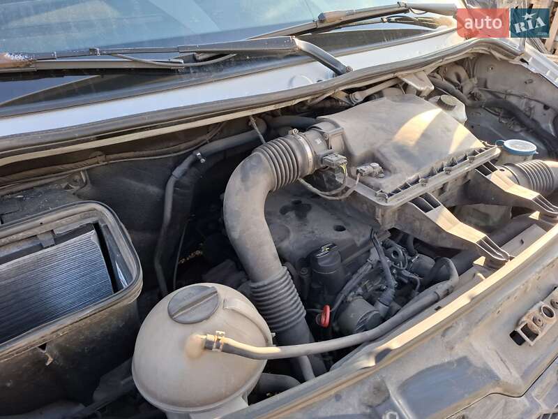 Вантажний фургон Mercedes-Benz Sprinter 2006 в Києві