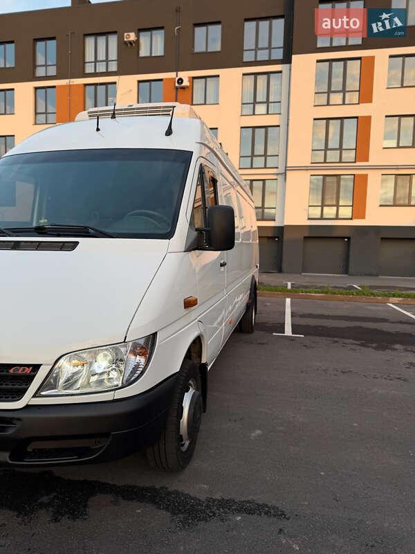 Рефрижератор Mercedes-Benz Sprinter 2004 в Ровно фото 7 Рефрижератор Mercedes-Benz Sprinter 2004 в Ровно