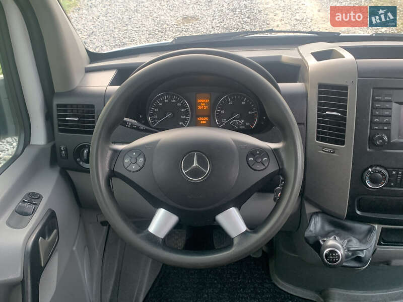 Грузопассажирский фургон Mercedes-Benz Sprinter 2016 в Стрые фото 15 Грузопассажирский фургон Mercedes-Benz Sprinter 2016 в Стрые
