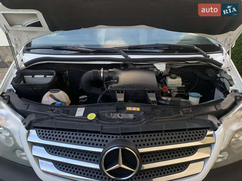 Грузопассажирский фургон Mercedes-Benz Sprinter 2016 в Стрые фото 32 Грузопассажирский фургон Mercedes-Benz Sprinter 2016 в Стрые