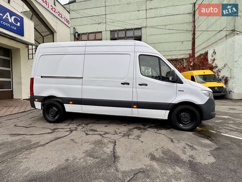 Грузовой фургон Mercedes-Benz Sprinter 2022 в Киеве фото 4 Грузовой фургон Mercedes-Benz Sprinter 2022 в Киеве