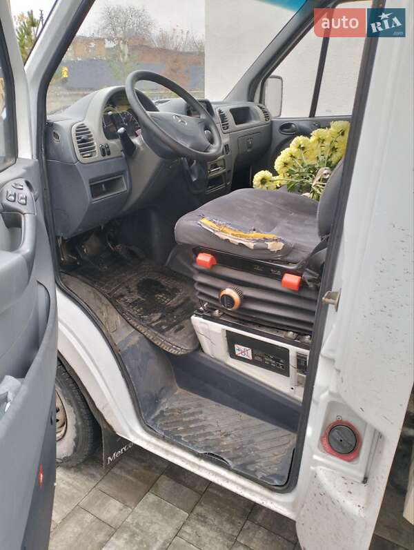 Другие грузовики Mercedes-Benz Sprinter 2004 в Шепетовке фото 5 Другие грузовики Mercedes-Benz Sprinter 2004 в Шепетовке