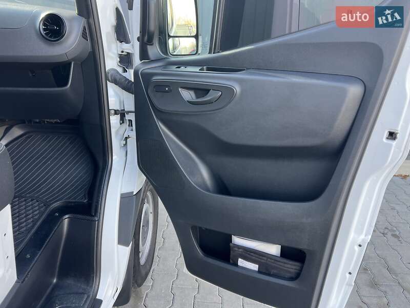 Вантажний фургон Mercedes-Benz Sprinter 2021 в Миколаєві фото 49 Вантажний фургон Mercedes-Benz Sprinter 2021 в Миколаєві