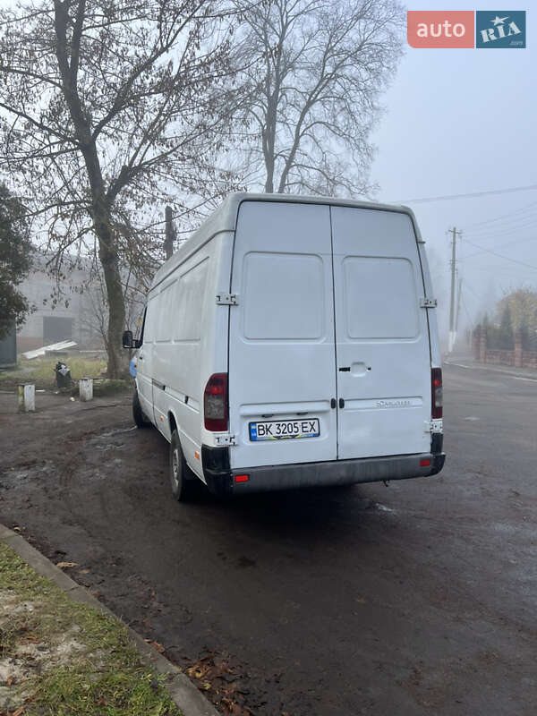Вантажний фургон Mercedes-Benz Sprinter 2006 в Рівному