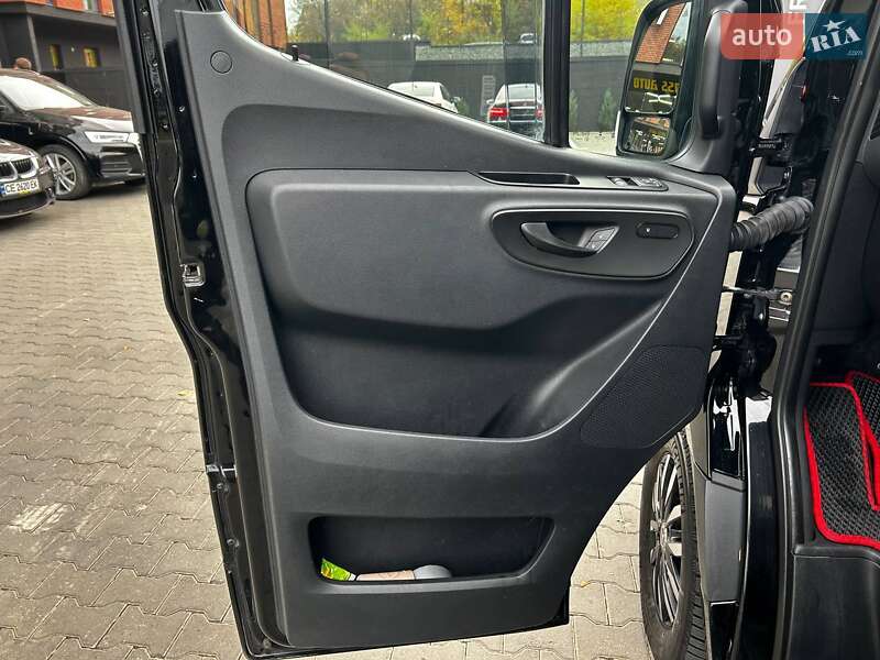 Вантажний фургон Mercedes-Benz Sprinter 2019 в Чернівцях фото 24 Вантажний фургон Mercedes-Benz Sprinter 2019 в Чернівцях