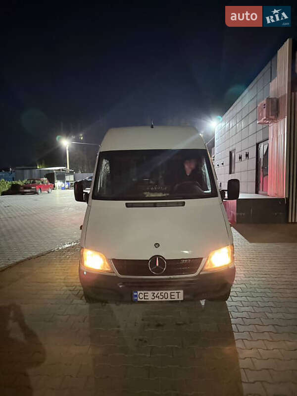 Грузовой фургон Mercedes-Benz Sprinter 2001 в Сокирянах