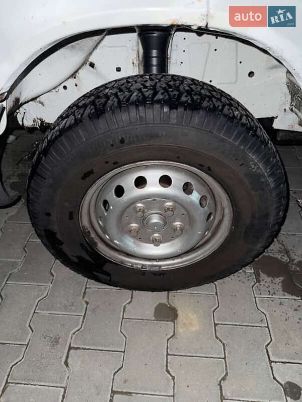 Грузовой фургон Mercedes-Benz Sprinter 2001 в Сокирянах