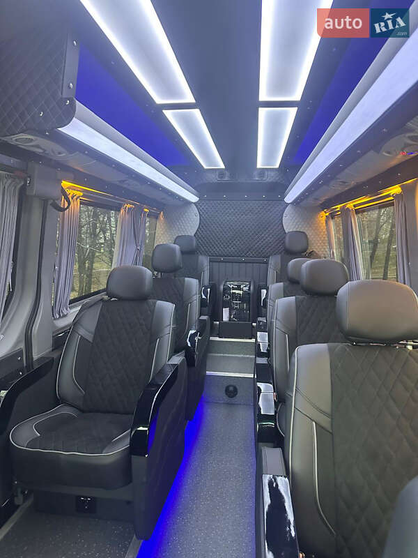 Минивэн Mercedes-Benz Sprinter 2008 в Киеве фото 15 Минивэн Mercedes-Benz Sprinter 2008 в Киеве
