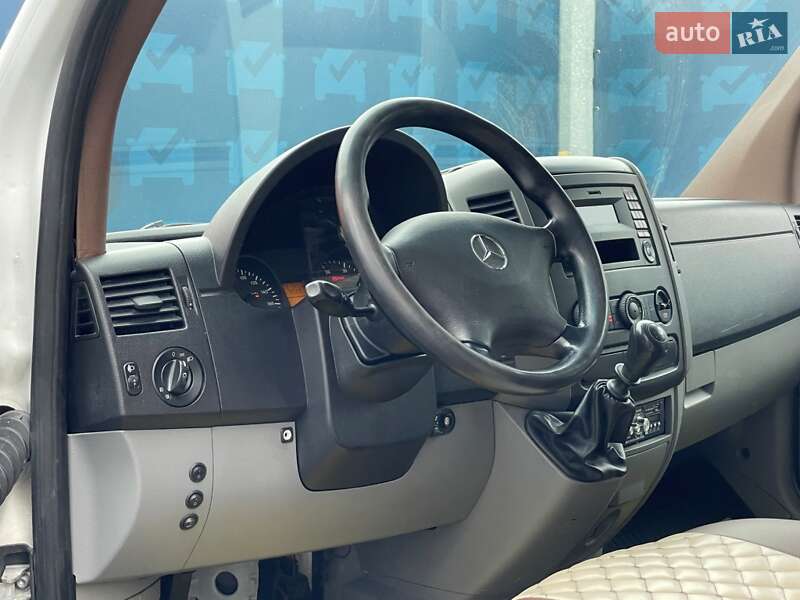 Мікроавтобус Mercedes-Benz Sprinter 2016 в Києві фото 29 Мікроавтобус Mercedes-Benz Sprinter 2016 в Києві