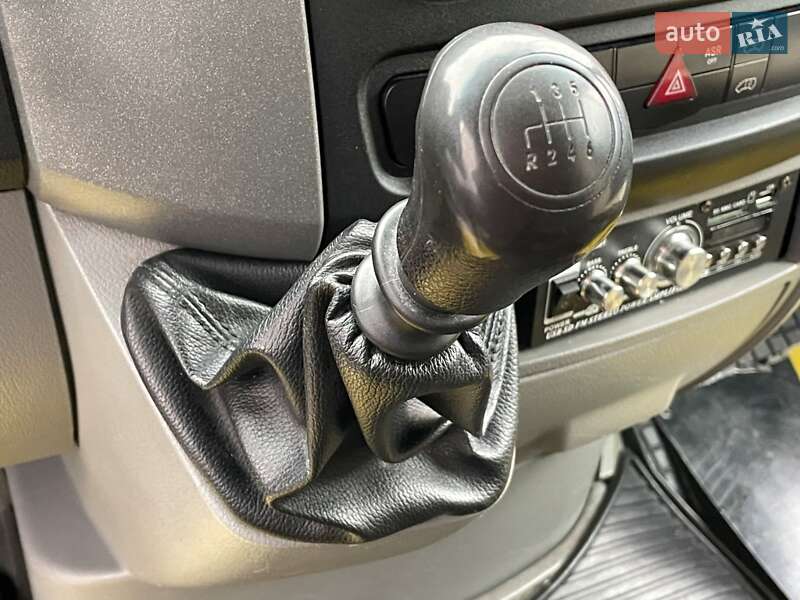 Мікроавтобус Mercedes-Benz Sprinter 2016 в Києві фото 38 Мікроавтобус Mercedes-Benz Sprinter 2016 в Києві