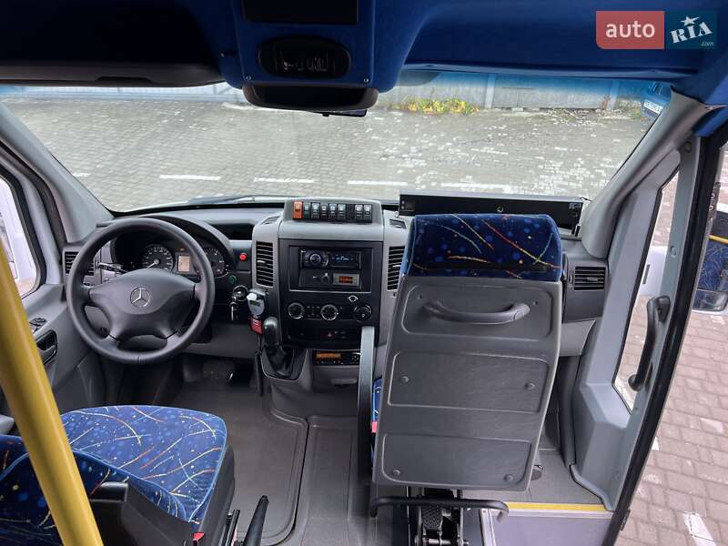 Туристичний / Міжміський автобус Mercedes-Benz Sprinter 2012 в Хотині фото 32 Туристичний / Міжміський автобус Mercedes-Benz Sprinter 2012 в Хотині