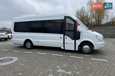 Туристический / Междугородний автобус Mercedes-Benz Sprinter 2012 в Хотине