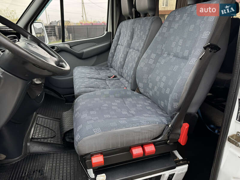 Минивэн Mercedes-Benz Sprinter 2005 в Ковеле фото 18 Минивэн Mercedes-Benz Sprinter 2005 в Ковеле