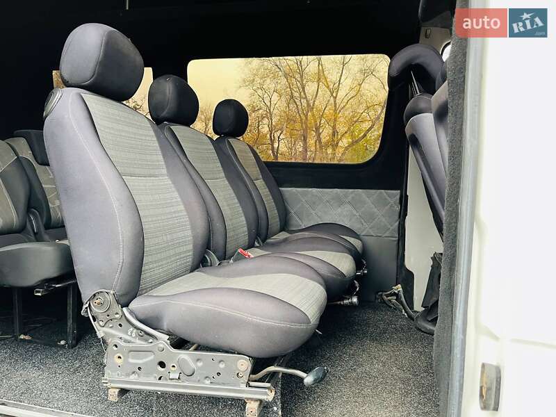 Микроавтобус Mercedes-Benz Sprinter 2006 в Каменском