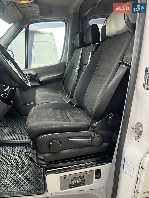 Вантажний фургон Mercedes-Benz Sprinter 2014 в Львові