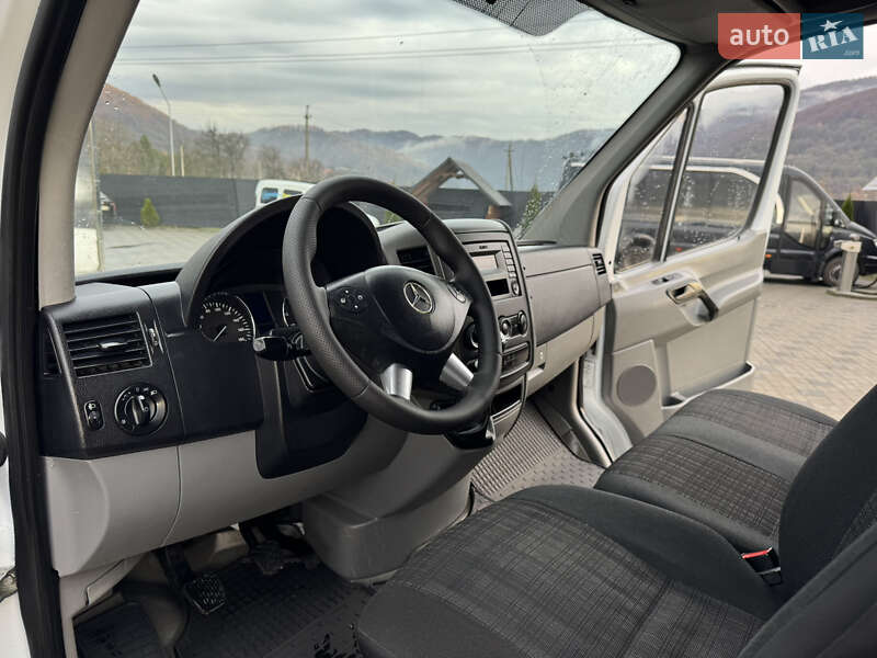 Вантажний фургон Mercedes-Benz Sprinter 2014 в Іршаві фото 33 Вантажний фургон Mercedes-Benz Sprinter 2014 в Іршаві