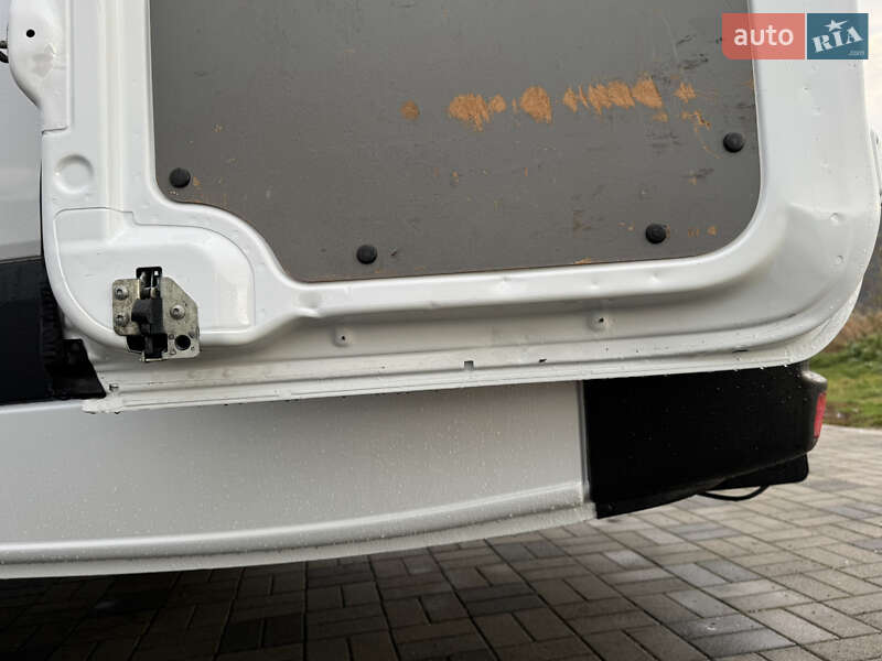 Вантажний фургон Mercedes-Benz Sprinter 2014 в Іршаві фото 61 Вантажний фургон Mercedes-Benz Sprinter 2014 в Іршаві