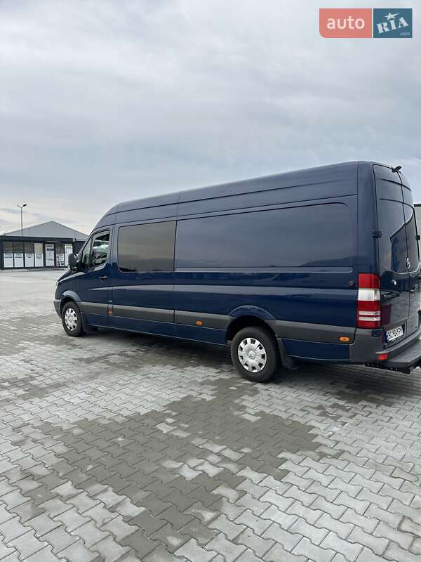Вантажний фургон Mercedes-Benz Sprinter 2011 в Львові