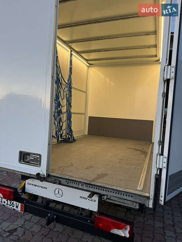Вантажний фургон Mercedes-Benz Sprinter 2021 в Львові
