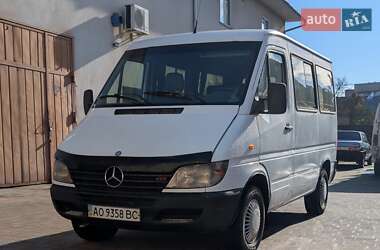 Мікроавтобус Mercedes-Benz Sprinter 2002 в Мукачевому