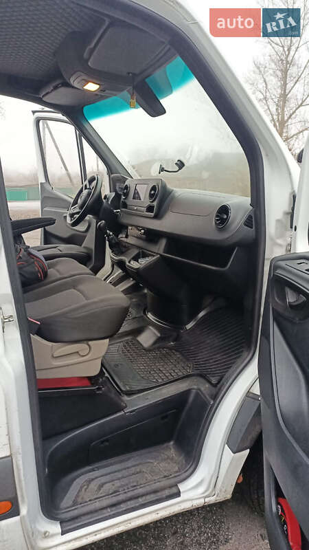 Минивэн Mercedes-Benz Sprinter 2019 в Киеве