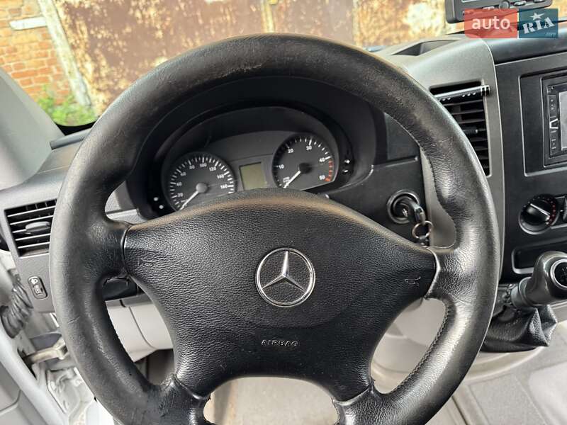 Вантажний фургон Mercedes-Benz Sprinter 2013 в Прилуках фото 10 Вантажний фургон Mercedes-Benz Sprinter 2013 в Прилуках
