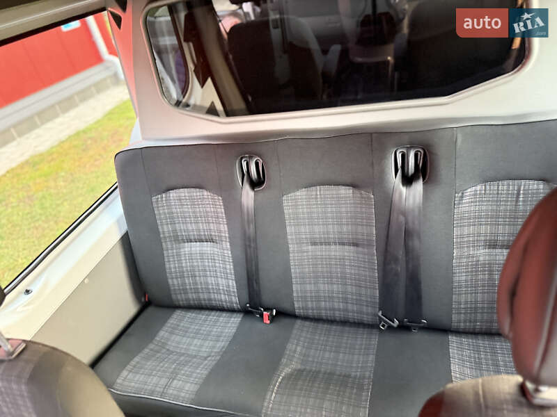Мінівен Mercedes-Benz Sprinter 2016 в Рівному