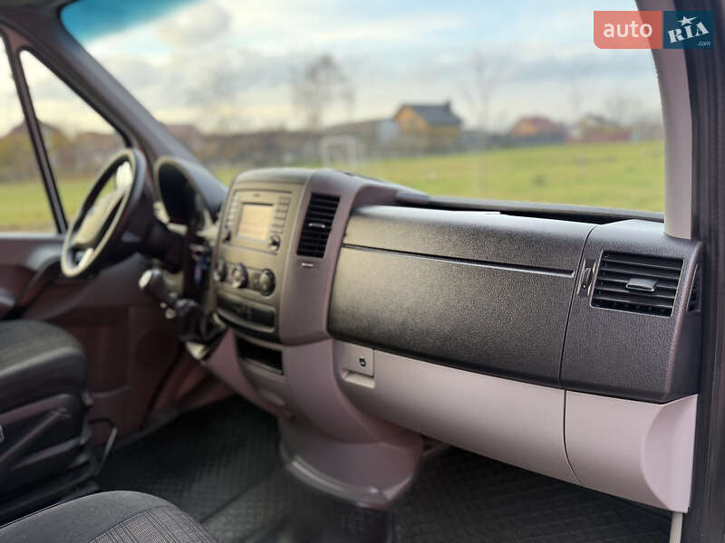 Мінівен Mercedes-Benz Sprinter 2016 в Рівному