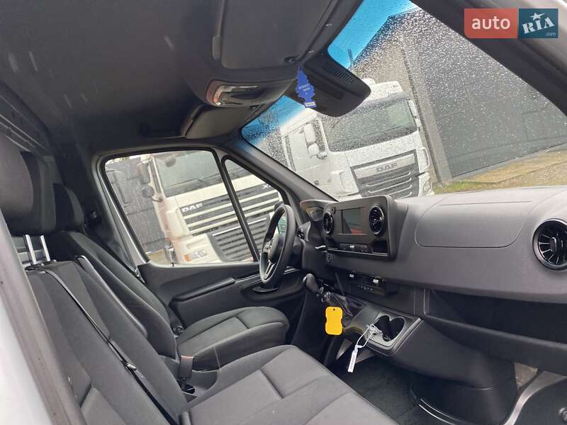 Вантажний фургон Mercedes-Benz Sprinter 2023 в Хусті фото 43 Вантажний фургон Mercedes-Benz Sprinter 2023 в Хусті