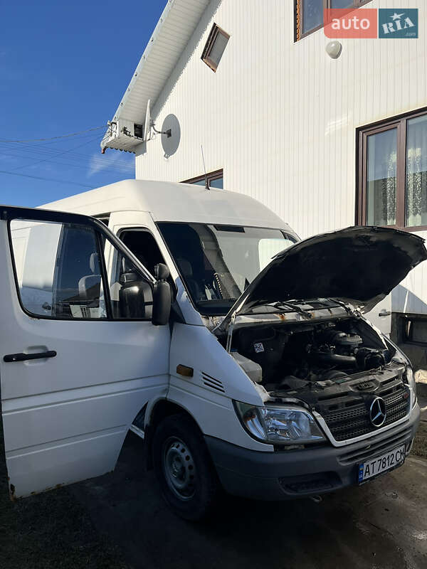 Грузовой фургон Mercedes-Benz Sprinter 2006 в Тлумаче фото 22 Грузовой фургон Mercedes-Benz Sprinter 2006 в Тлумаче