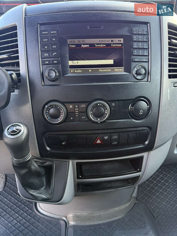 Вантажопасажирський фургон Mercedes-Benz Sprinter 2015 в Тернополі