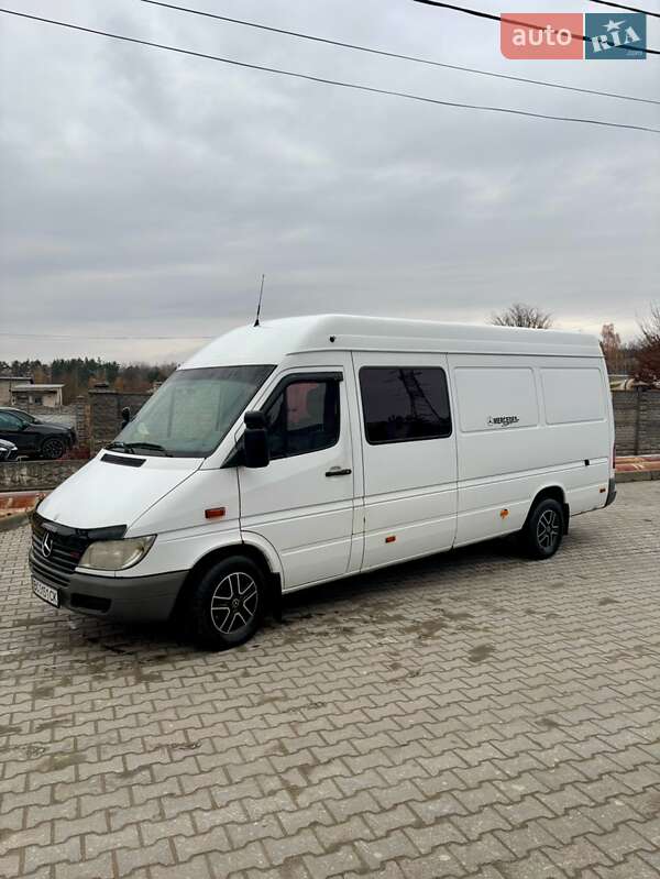 Грузовой фургон Mercedes-Benz Sprinter 2000 в Новояворовске фото 2 Грузовой фургон Mercedes-Benz Sprinter 2000 в Новояворовске