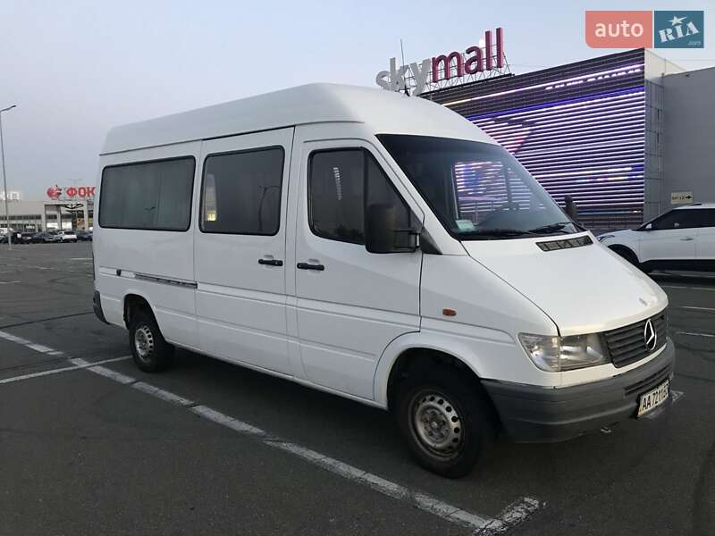 Мікроавтобус Mercedes-Benz Sprinter 1996 в Києві