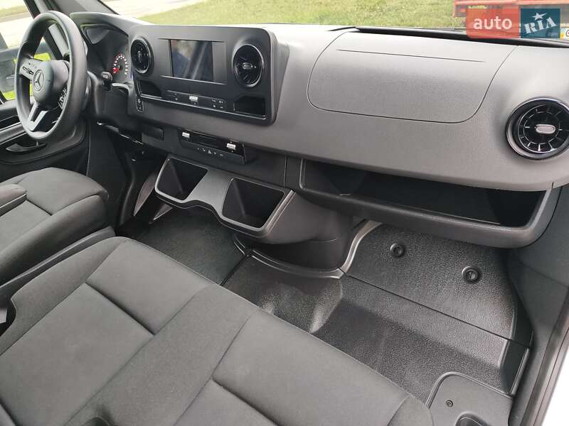 Грузовой фургон Mercedes-Benz Sprinter 2020 в Киеве фото 5 Грузовой фургон Mercedes-Benz Sprinter 2020 в Киеве