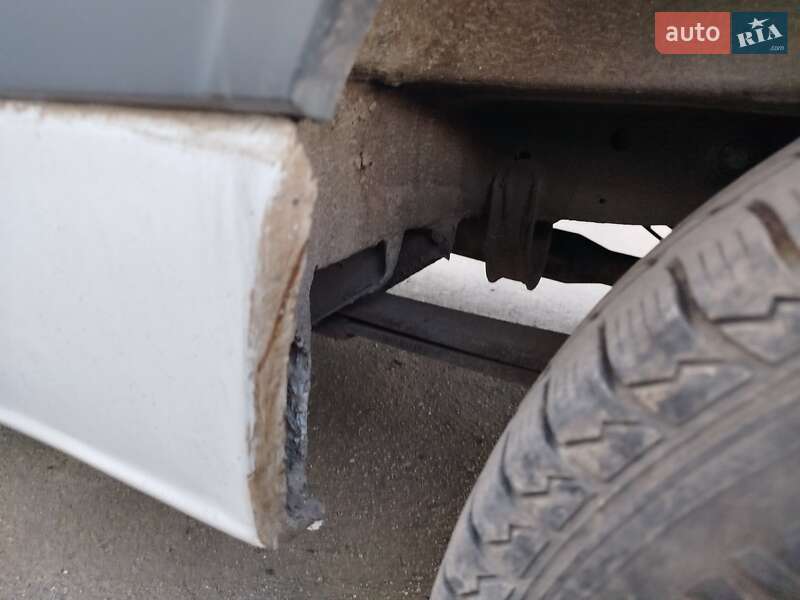 Вантажопасажирський фургон Mercedes-Benz Sprinter 2007 в Хмельницькому фото 14 Вантажопасажирський фургон Mercedes-Benz Sprinter 2007 в Хмельницькому