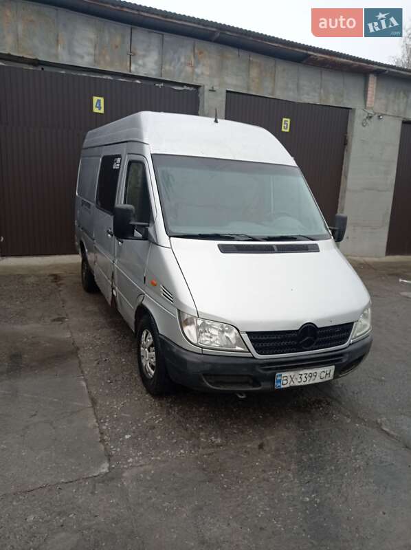 Мінівен Mercedes-Benz Sprinter 2003 в Кам'янець-Подільському фото 3 Мінівен Mercedes-Benz Sprinter 2003 в Кам'янець-Подільському