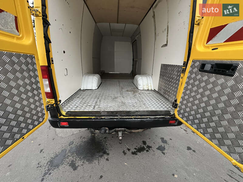 Вантажний фургон Mercedes-Benz Sprinter 2006 в Дніпрі фото 16 Вантажний фургон Mercedes-Benz Sprinter 2006 в Дніпрі
