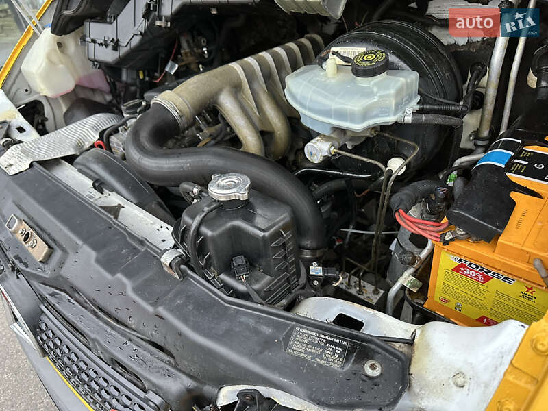 Вантажний фургон Mercedes-Benz Sprinter 2006 в Дніпрі фото 41 Вантажний фургон Mercedes-Benz Sprinter 2006 в Дніпрі