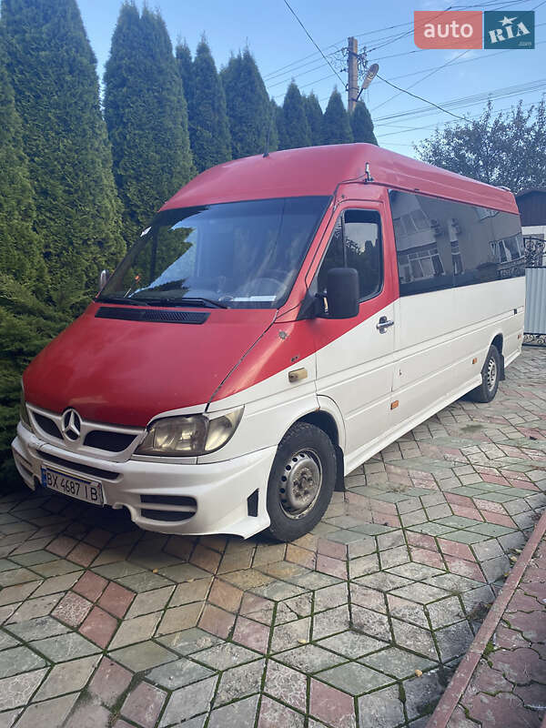 Mercedes-Benz Sprinter 2004