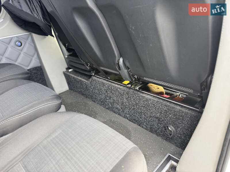 Микроавтобус Mercedes-Benz Sprinter 2018 в Хусте фото 25 Микроавтобус Mercedes-Benz Sprinter 2018 в Хусте