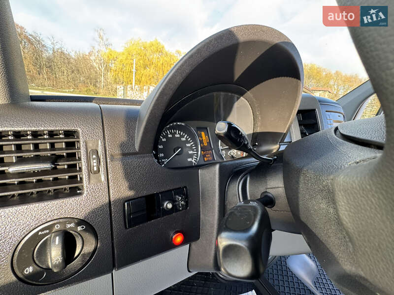 Вантажний фургон Mercedes-Benz Sprinter 2017 в Бердичеві фото 70 Вантажний фургон Mercedes-Benz Sprinter 2017 в Бердичеві