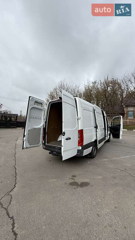 Грузовой фургон Mercedes-Benz Sprinter 2021 в Ровно фото 44 Грузовой фургон Mercedes-Benz Sprinter 2021 в Ровно