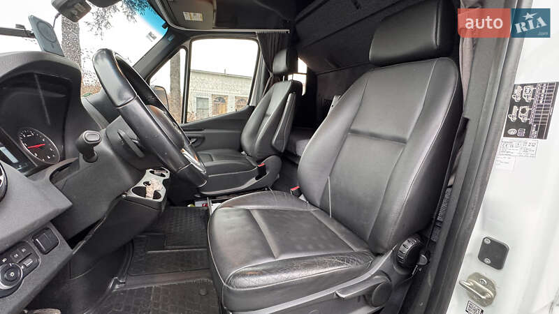 Эвакуатор Mercedes-Benz Sprinter 2019 в Дубно