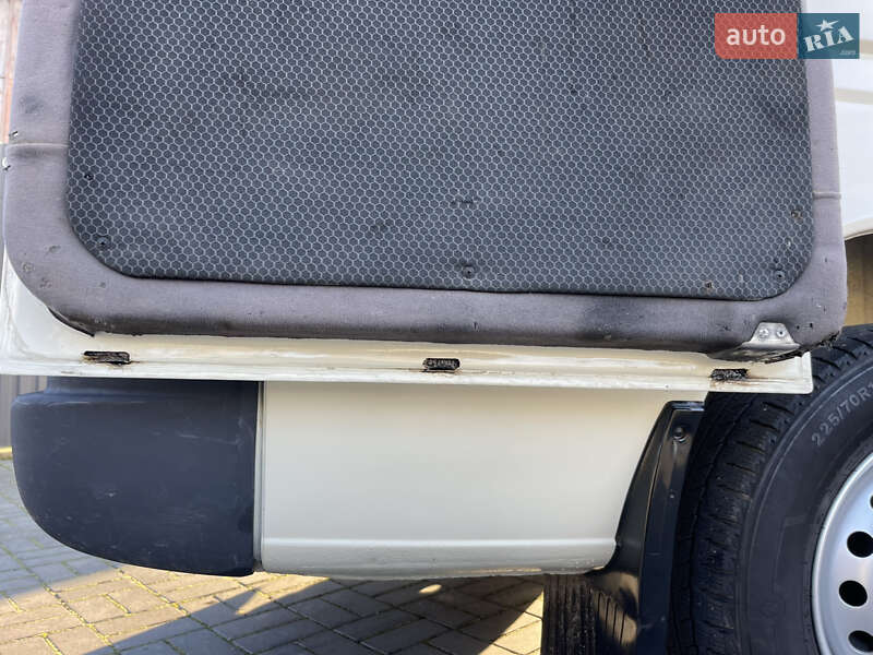 Вантажний фургон Mercedes-Benz Sprinter 2004 в Рівному фото 20 Вантажний фургон Mercedes-Benz Sprinter 2004 в Рівному